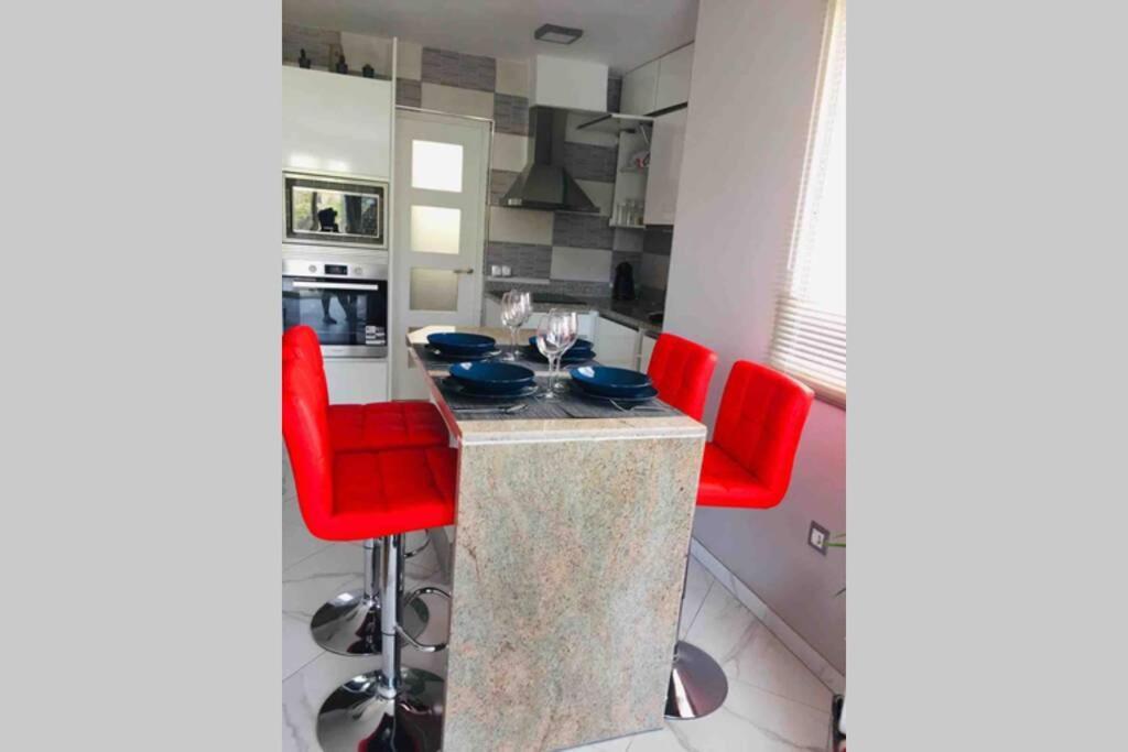 Mi Casa Es La Tuya Apartment มิฮาส ภายนอก รูปภาพ