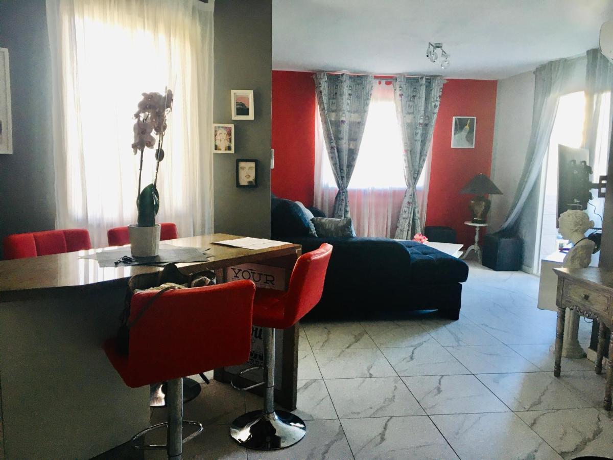 Mi Casa Es La Tuya Apartment มิฮาส ภายนอก รูปภาพ